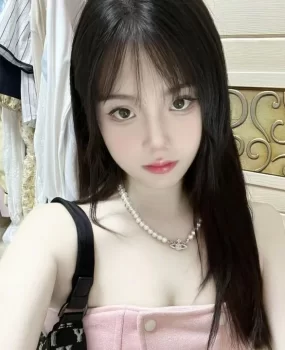 02可爱萝莉会淫语