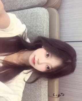 在深圳的西安小美女