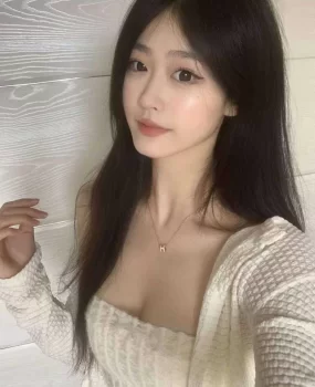 性感黑色御姐身材丰满