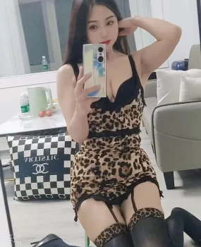 岛内服务系冰冰