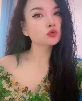 东北少妇，颜值身材都在线