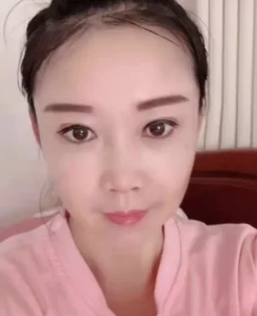 找男人一起3p亲小姨