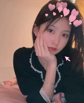 清纯小甜妹