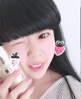 小萝莉爱丽丝