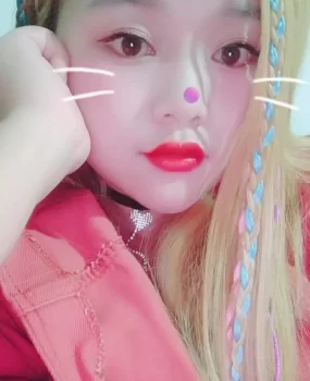 东站附近的兼职，一个18岁的丰满小妹