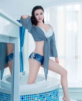 秦淮妹子，年轻漂亮