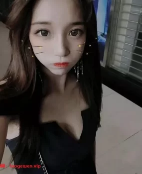 武侯玩的骚妹子